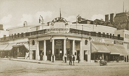 Orpheum Theatre, Johannesburg. Constructed 1911 and demolished 1935. Photograph from an old postcard.