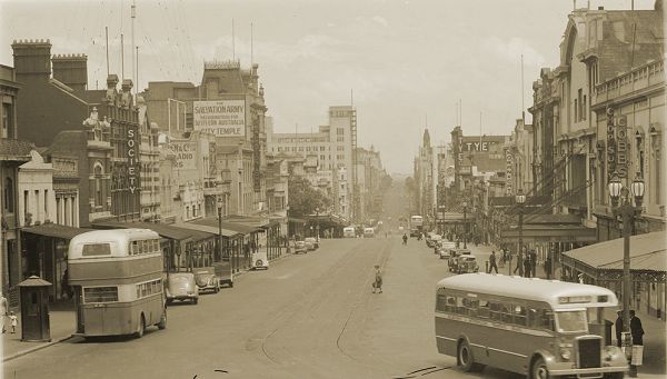 Bourke Street, looking west from Spring Street, circa 1949. Photograph courtesy State Library Victoria