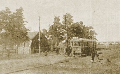 FNPTT No 8 at Tyler Street East Preston terminus, 1920. Photograph City of Darebin