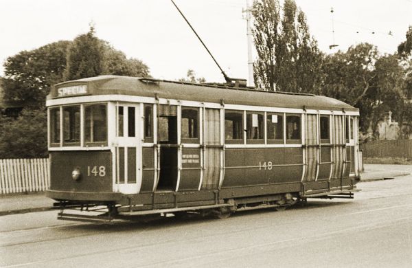 M&MTB all-night tram Q class 148, pre-World War II. Photograph courtesy F.G. Naylor