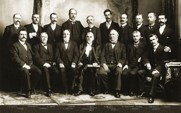 South Melbourne City Councillors, 1904. Photograph Port Phillip City Collection.